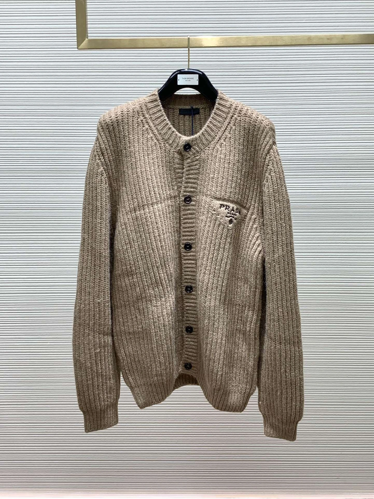 wg.luxury- Pr141 oversized item:D-F443J2606